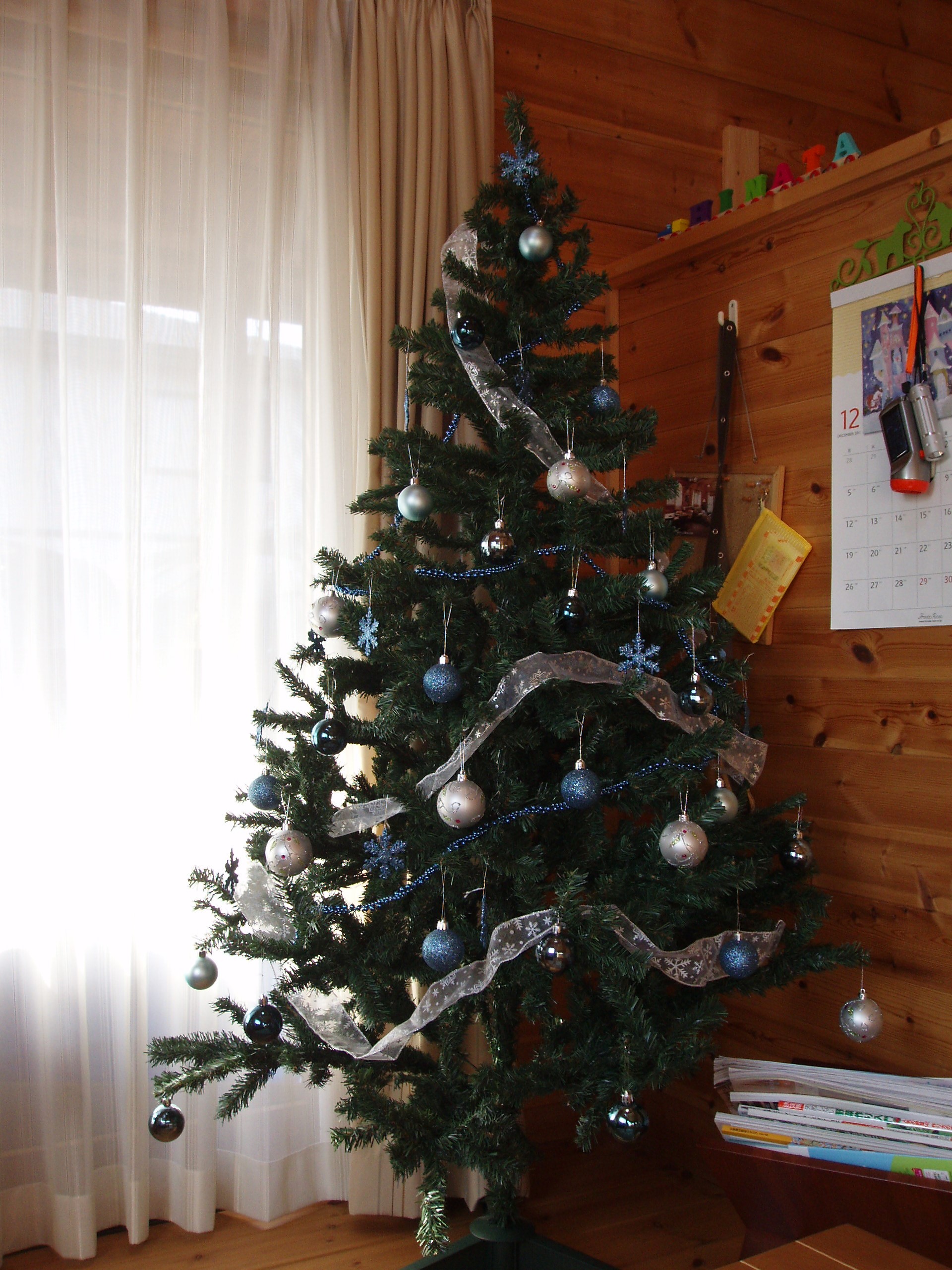 クリスマスツリーは ニトリ にフランフランの飾り 17はどこで買う ドラマ映画ネタバレlog