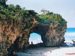 綺麗すぎる! 宮古島・伊良部島の魅力「本当は広めたくない3つ」