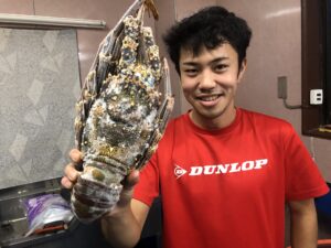 魚突きマサルの出身はどこ？年収や仕事は？bgmは何を使用？