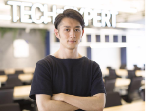 マコなり社長の会社や経歴は？プログラミングの評判も！仕事が遅い？