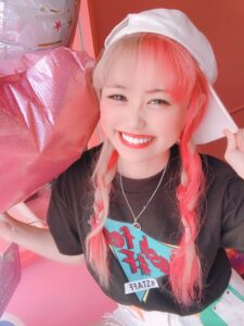 あいなんのロディーやとらじの関係は？炎上も！韓国の高校に転校？