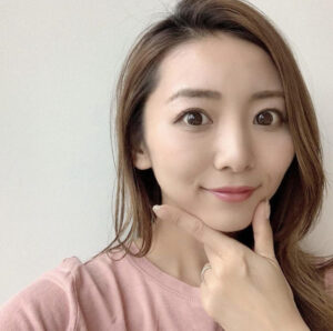 竹脇まりなの大学は中央大学？日本生命が職場？年収も調査